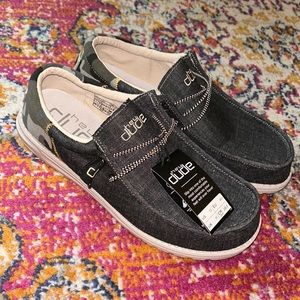 Men’s Hey Dudes *Brand New*
